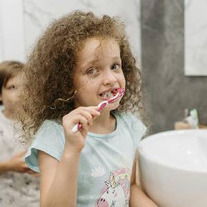 Tips to Avoid Cavities With a Children's Dentist in Monrovia